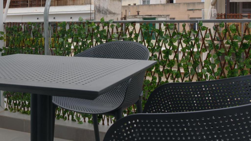 Stylish Living-ariadne Athens
